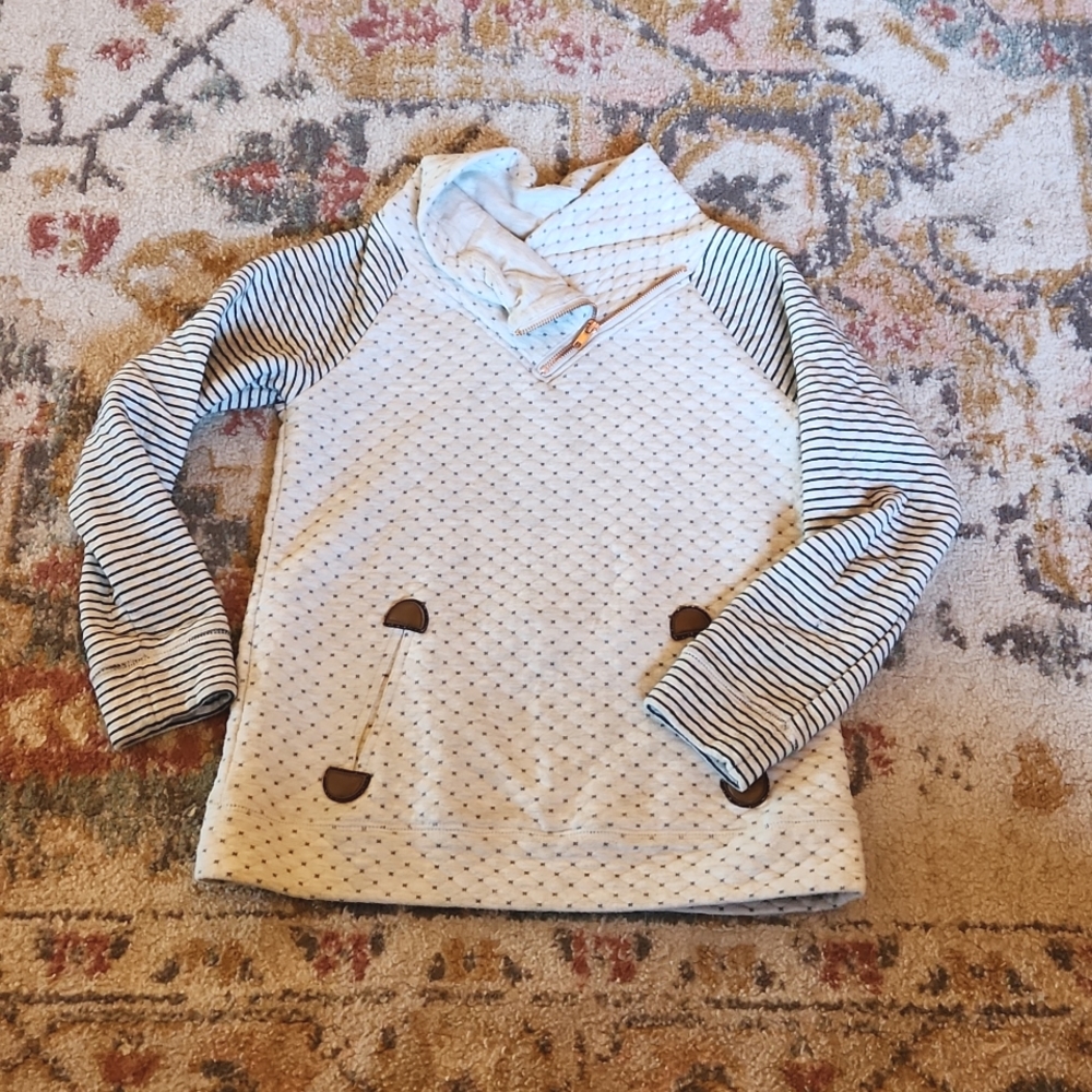 MAURICES - Striped, dotted, faux neck sweatshirt - Size XS